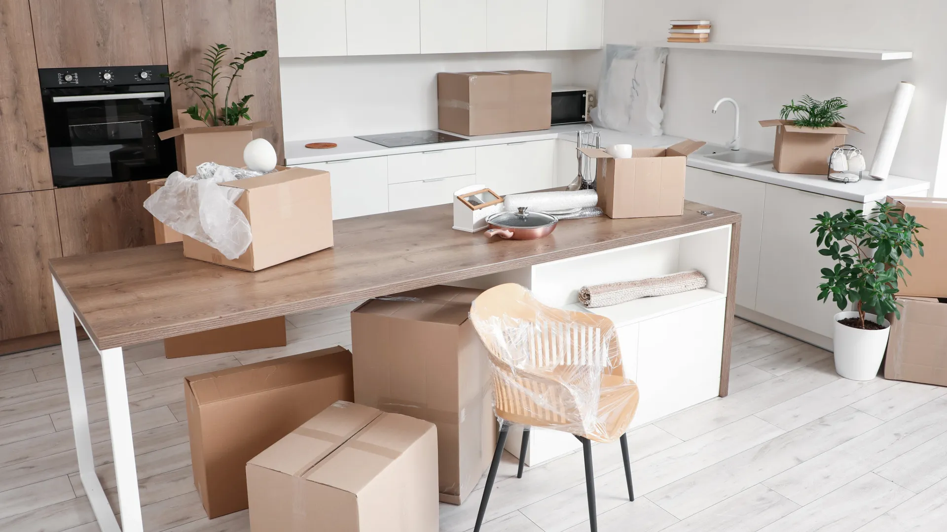 Packing kitchen items